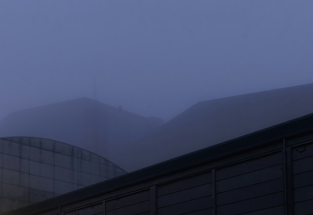 空调铜管与滤网更换周期解析：华北地区空调维保的实用参考标准